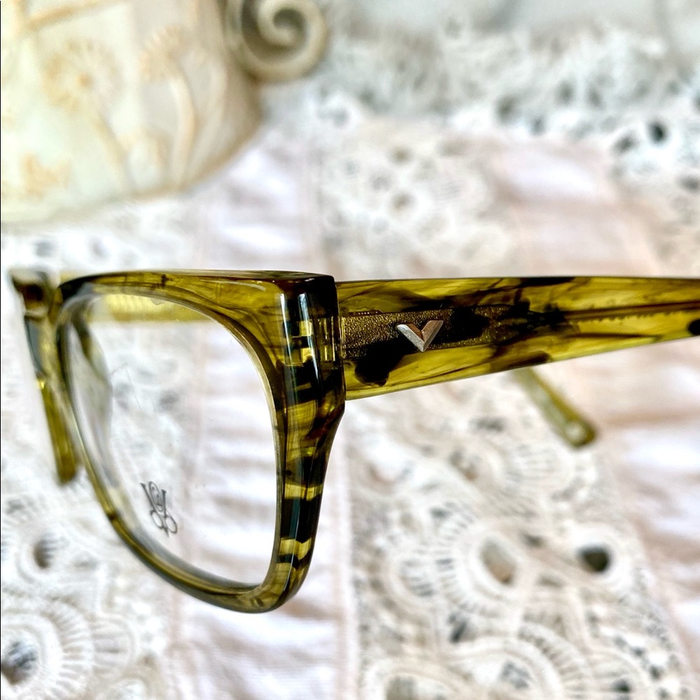 NEW Victory Optical glasses by Eagle Eyewear - Picture 11 of 14